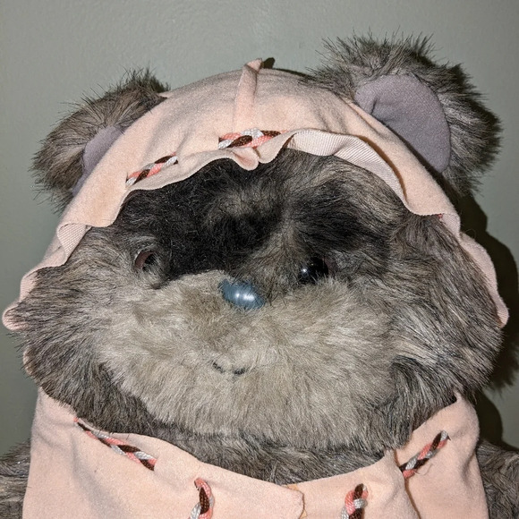 Vintage Star Wars Return Of The Jedi 1984 Kenner Latara the Ewok plush - Picture 2 of 12